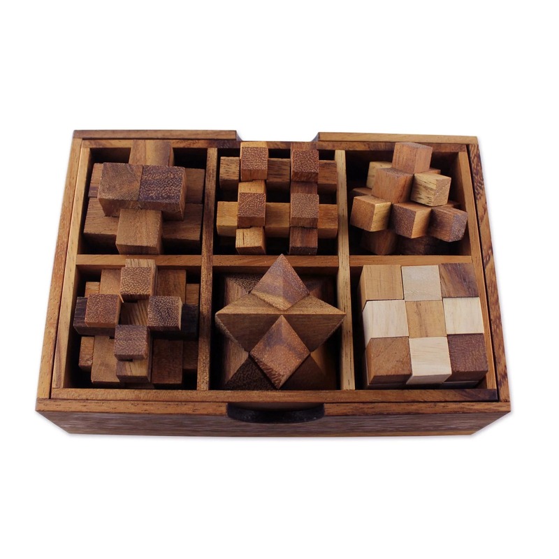 Wood puzzle block